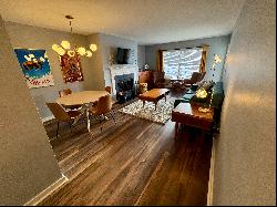 Condo in West Windsor