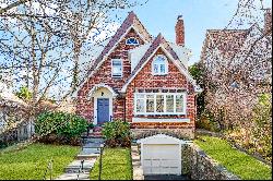 Distinctive Larchmont Colonial