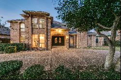 Wonderfully Appointed Parkway Estates Home