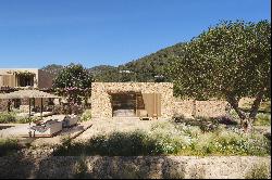 Prime Plot with Panoramic Views and Villa Project For Sale In Ibiza