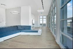 High West Tower: Architect Maisonette Penthouse near Kurfurstendamm