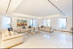 Upgraded Duplex Penthouse with Breathtaking Views