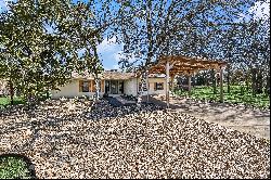 1003 Mockingbird Drive, Manchaca, TX 78652