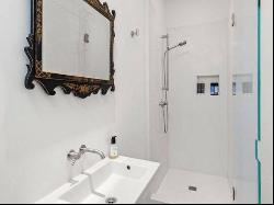 1850 E Industrial St Apt 711