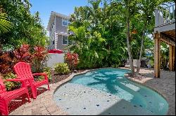 4805 2nd Ave, Holmes Beach, FL 34217