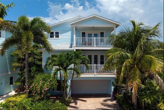 4805 2nd Ave, Holmes Beach, FL 34217