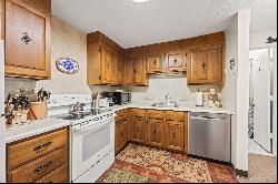 42 Old Colony Way, #8, Orleans, MA 02653