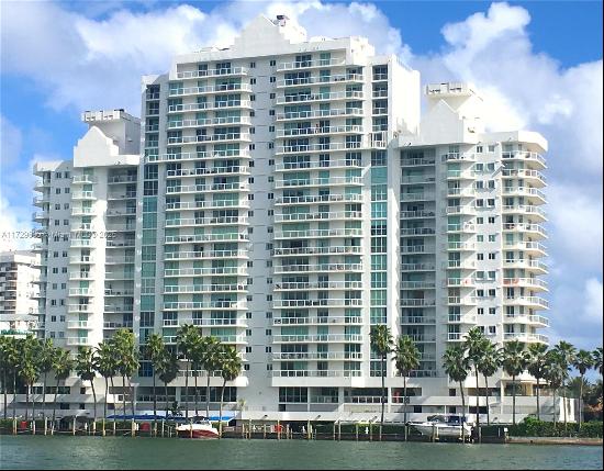 5900 Collins Ave 2105 In Miami Beach, Florida