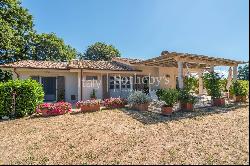 Tranquil Farmhouse Surrounded by Maremma’s Nature