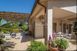 Tranquil Farmhouse Surrounded by Maremma’s Nature