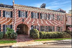 Stunning Buckhead Townhome with Detached Studio and Private Courtyard Garden