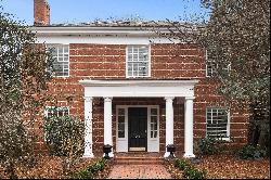 Stately Georgian home in Historic Midtown Garden District