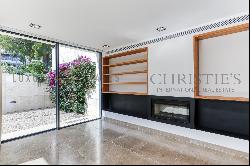 Large modern newly built villa in Sol de Mallorca with sea views and large garden