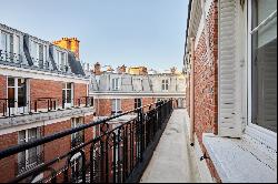 Paris 6th District – A magnificent apartment commanding a unique view