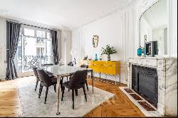 Paris 17th District – A bright 3-bed apartment