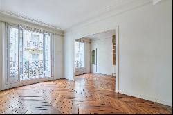 Sale - Apartment Paris 16th (Chaillot)