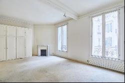 Sale - Apartment Paris 16th (Chaillot)