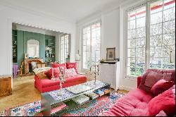 Paris 7th District - Avenue of Breteuil - 2 bed apartment