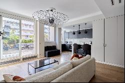 Sale - Apartment Paris 16th (Auteuil)