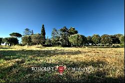 PERIOD VILLA WITH PARK FOR SALE IN RECANATI, MARCHE