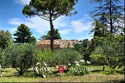 PERIOD VILLA WITH PARK FOR SALE IN RECANATI, MARCHE