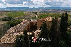 CASTLE TO BE RENOVATED FOR SALE IN MONTALCINO, VALDORCIA