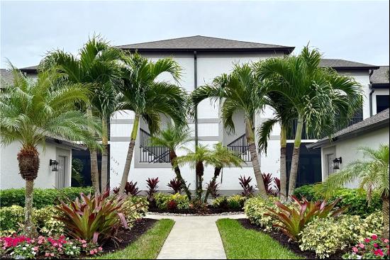 8370 Heritage Links Ct Unit 2015, Naples FL 34112