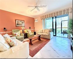 8370 Heritage Links Ct Unit 2015, Naples FL 34112