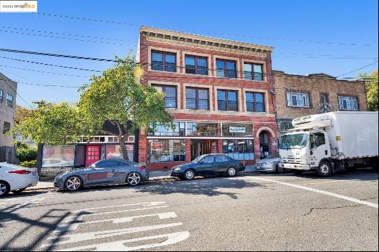 147 W Richmond Ave, Richmond CA 94801