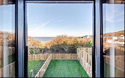 Longshore, Ffordd Newydd, Aberporth, Cardigan, Ceredigion, SA43 2EW