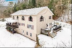 11 Gilson Farm Lane, Hartland VT 05048