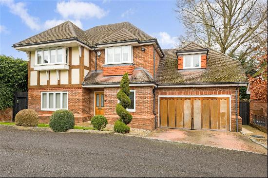 Atkinson Close, Bushey, Hertfordshire, WD23 4AD