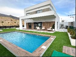 Discover Your Dream Villa in Finestrat, Benidorm, Alicante, Benidorm 03501