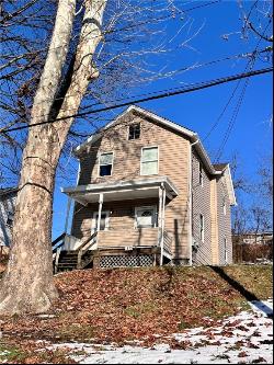 1875 5th Ave, Freedom PA 15042