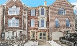 116 Victoria Square, Frederick MD 21702