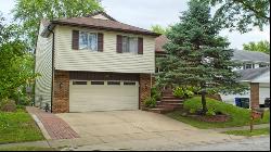 25 MONTEREY Drive, Vernon Hills IL 60061