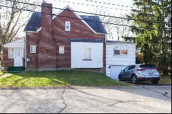 207 Elizabeth St, N Versailles PA 15137