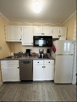 719 E 11th Street Unit 910, Ocean City NJ 08226