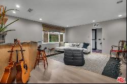 8429 Edwin Drive, Los Angeles CA 90046