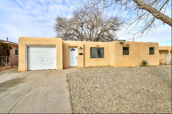 3325 Cardenas Drive NE, Albuquerque NM 87110