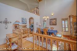 121 Merlyn Drive, Ruidoso NM 88345