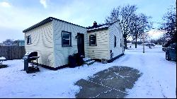 1402 PROPER Avenue, Burton MI 48529