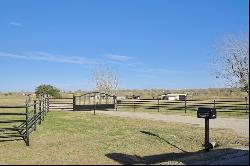 2824 County Road 117, Giddings TX 78942