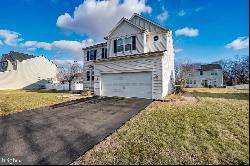 7 Tetkoski Court, Florence NJ 08518