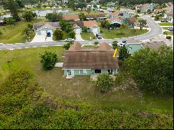 1433 SE Larkwood Circle, Port Saint Lucie FL 34952