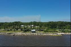 2136 Hwy 98 W, Carrabelle FL 32322