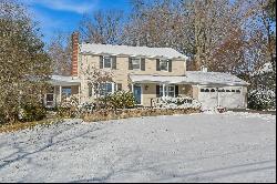 23 Stanton Road, Darien CT 06820