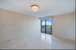 2401 Collins Ave Unit 1109, Miami Beach FL 33140