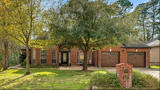 117 Lake View Circle, Conroe TX 77356