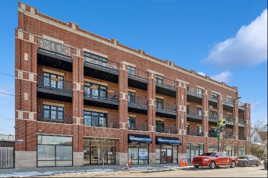 4141 N Kedzie Avenue #302, Chicago IL 60618